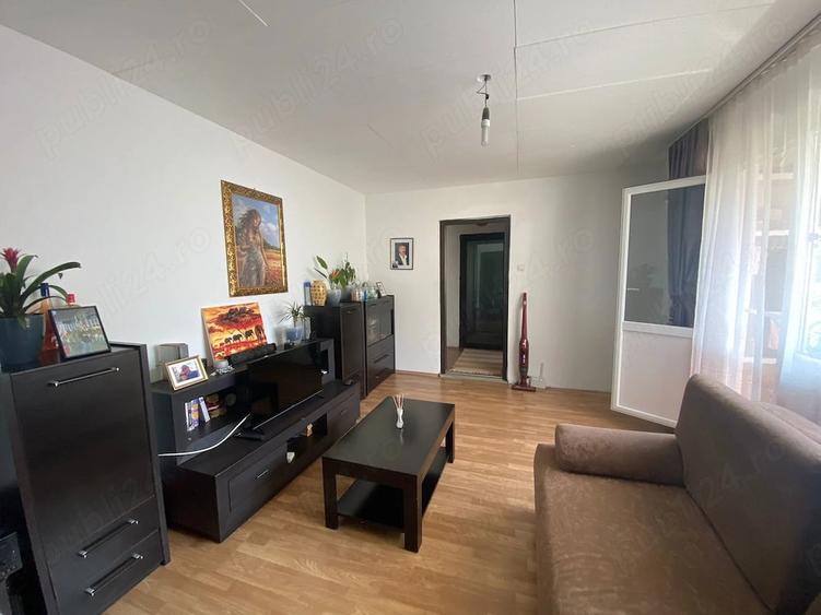 Apartament cu 2 camere semidecomandat în Central
