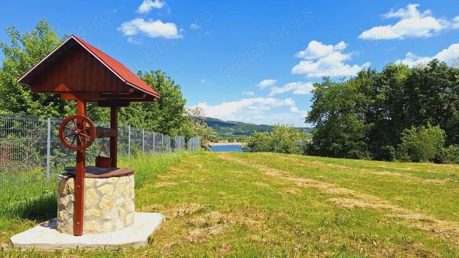 Teren de 1600 mp, în Vâlcelele
