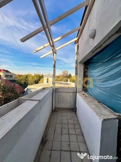 Apartament cu 3 camere decomandat în Dacia