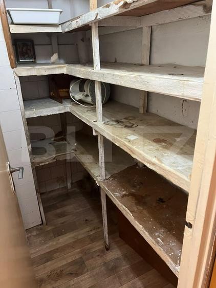 Apartament cu 3 camere decomandat, mobilat în Tractorul