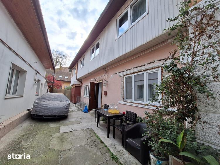 Apartament cu 4 camere în Central