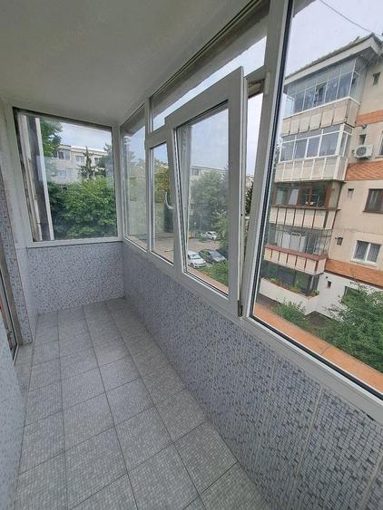 Apartament cu 3 camere decomandat în Popa Șapcă