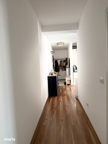 Apartament cu 3 camere decomandat, mobilat în Sud