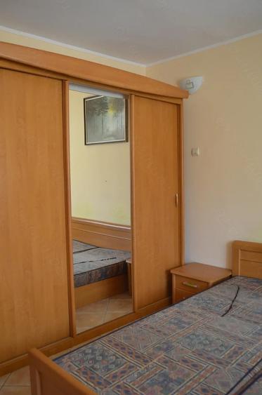 Apartament cu 2 camere decomandat în Telecabinei