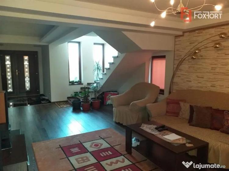 Casă cu 5 camere cu Teren 780 Mp în Șag