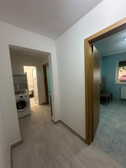 Apartament cu 3 camere decomandat în Tomis Nord