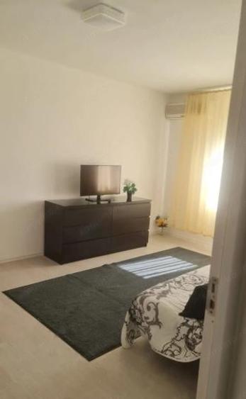 Apartament cu 2 camere semidecomandat în 1 Decembrie 1918