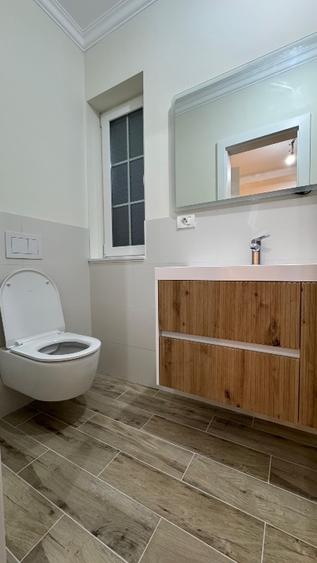 Duplex cu 5 camere cu Canalizare în Moșnița Nouă