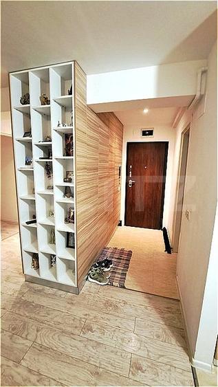 Apartament cu 2 camere semidecomandat, mobilat în Tractorul