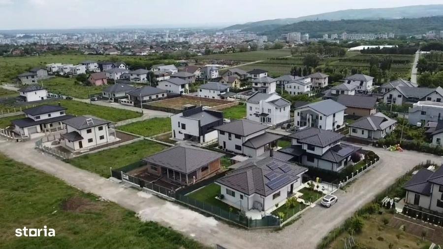 Spațiu comercial, în Valea Adâncă