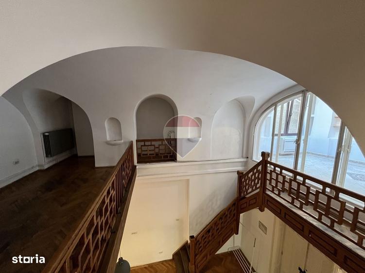 Apartament cu 4 camere în Dacia
