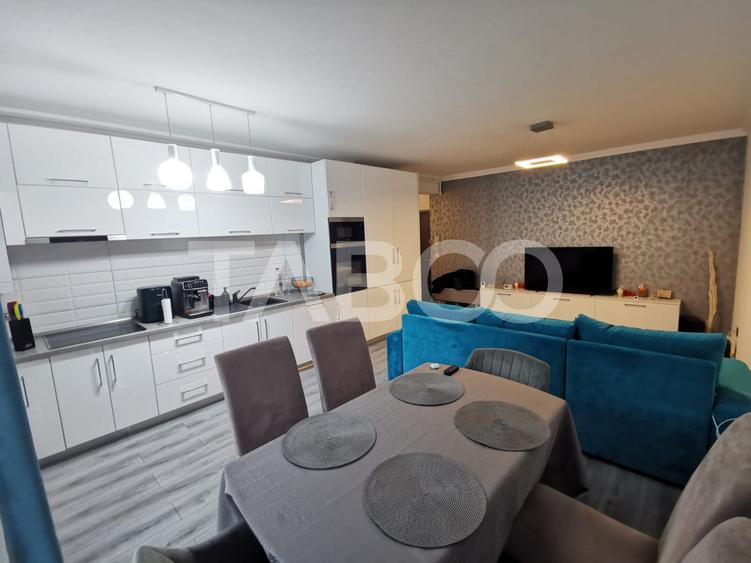 Apartament cu 3 camere decomandat, mobilat în Lupeni