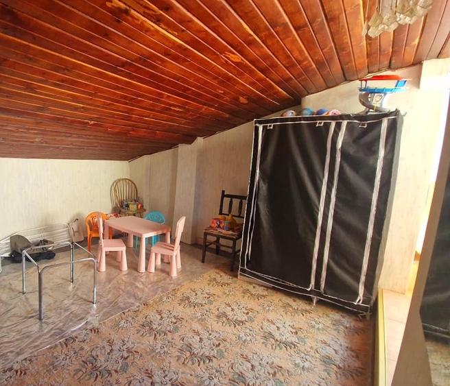 Apartament cu 4 camere decomandat, mobilat în Universitate
