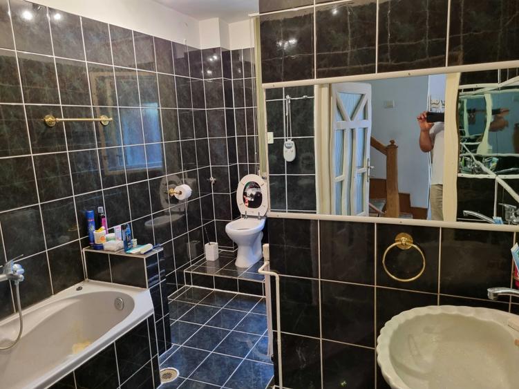 Casă cu 4 camere cu Teren 145 Mp în Ultracentral