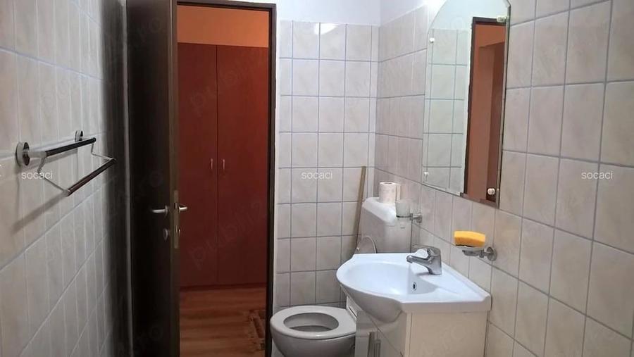 Garsonieră decomandată în Brâncoveanu