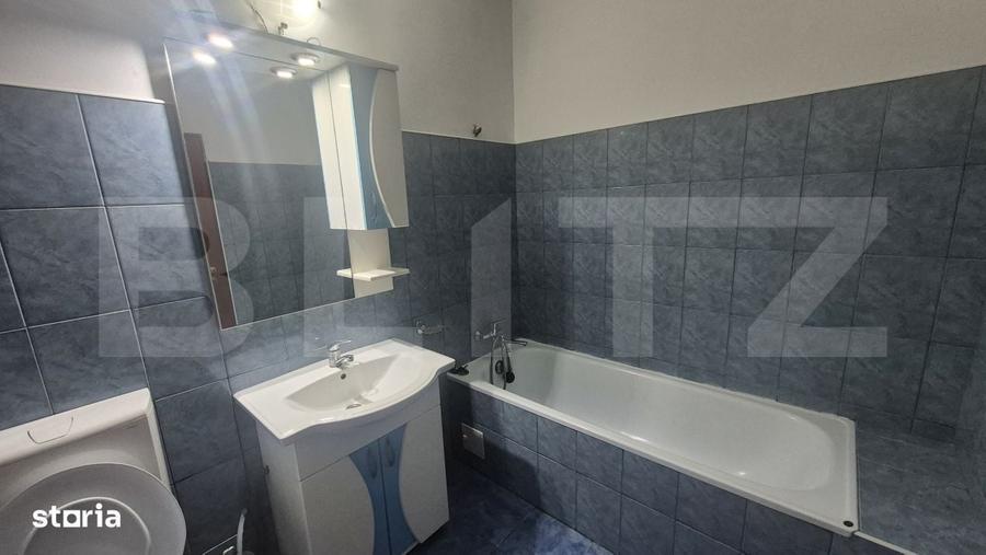 Apartament cu 3 camere în Careiului