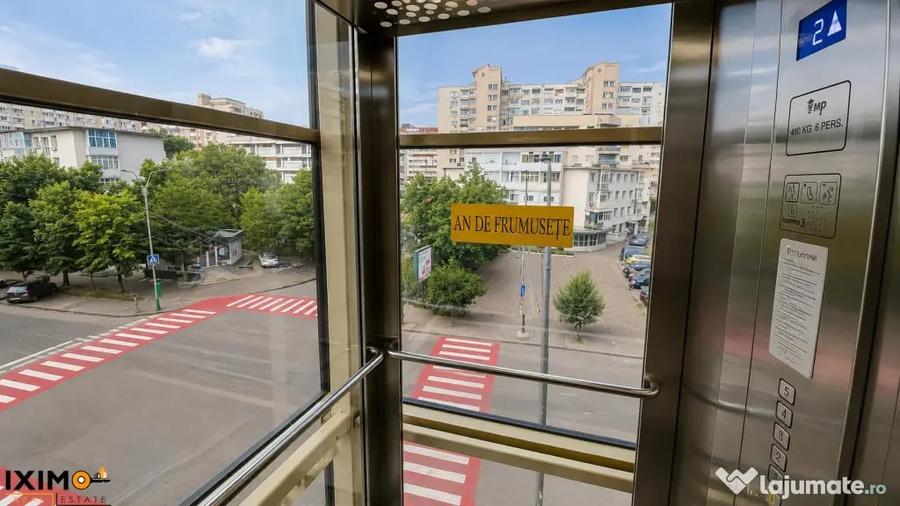 Spațiu comercial, de 2,400 mp, în Central