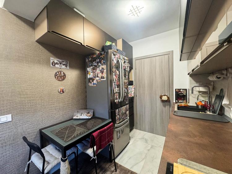 Apartament cu 2 camere decomandat, mobilat în Apărătorii Patriei
