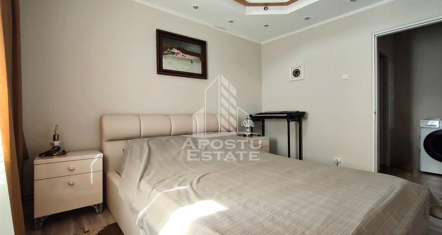 Apartament cu 4 camere semidecomandat, mobilat în Miorița