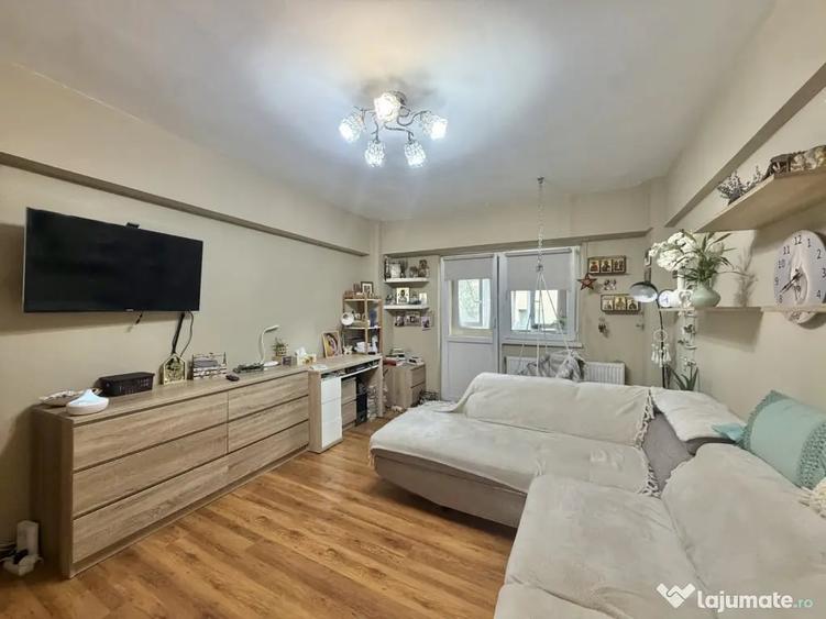 Apartament cu 2 camere decomandat în Dâmbovița