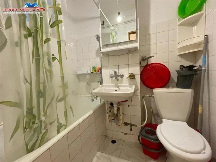 Apartament cu 4 camere în Spitalului
