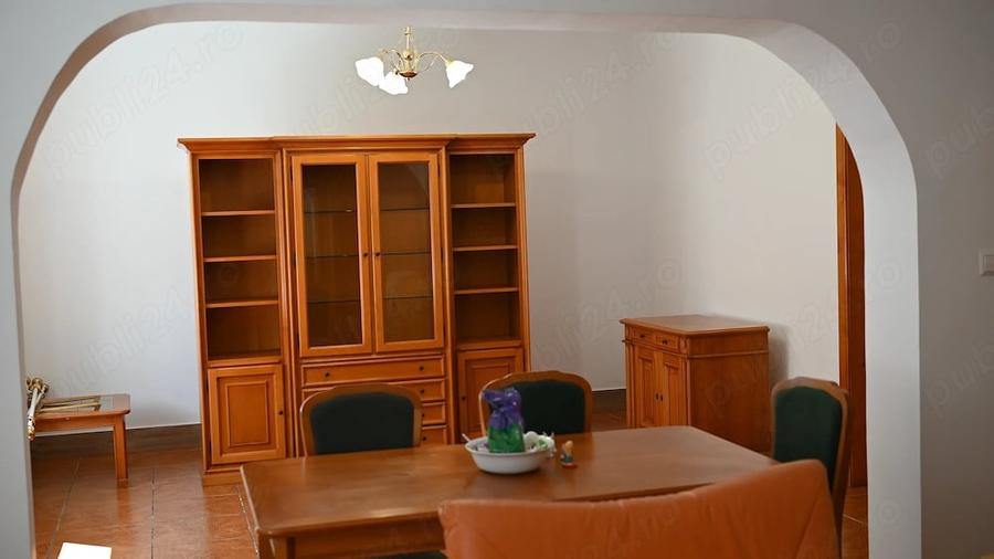 Casă cu 5 camere cu Teren 500 Mp în Central