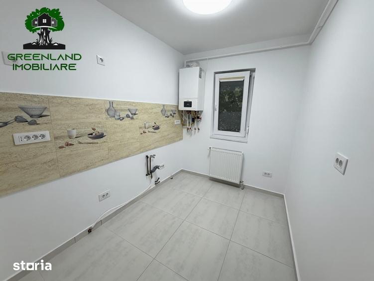 Apartament cu 3 camere în Podu Roș