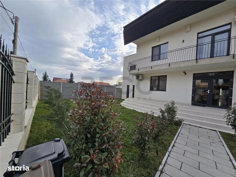 Spațiu comercial, de 305 mp, în Rontău