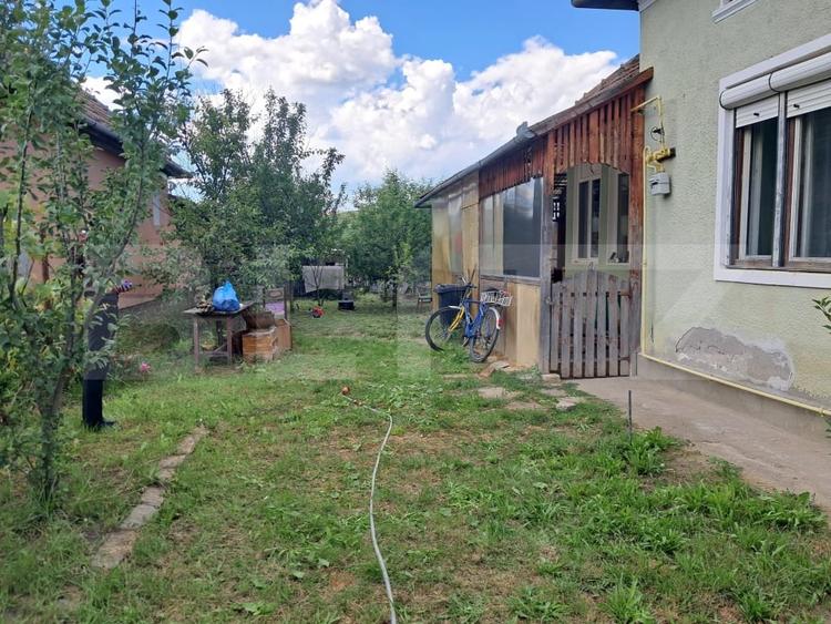 Casă individuală cu 2 camere cu Canalizare în Sărmașu