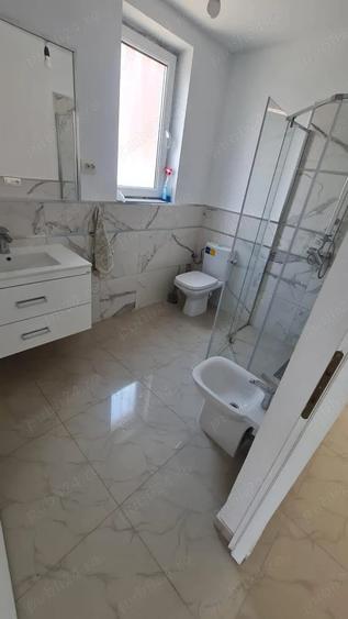 Casă cu 5 camere cu Teren 400 Mp în Caransebeș