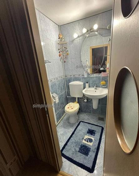 Apartament cu 4 camere decomandat, mobilat în Titan