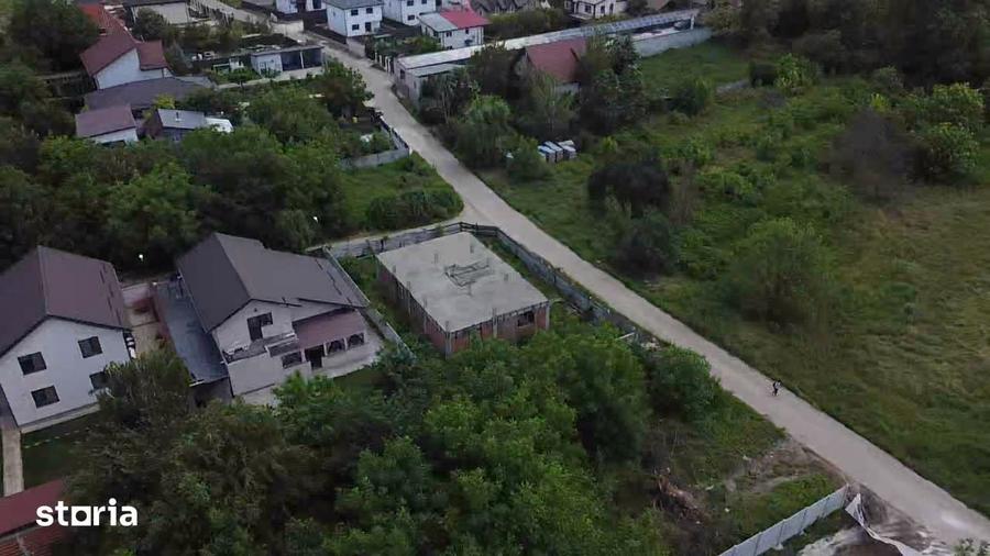 Teren de 2200 mp, în Berceni
