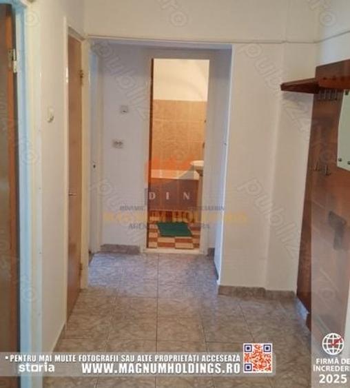 Apartament cu 2 camere decomandat în Calea București