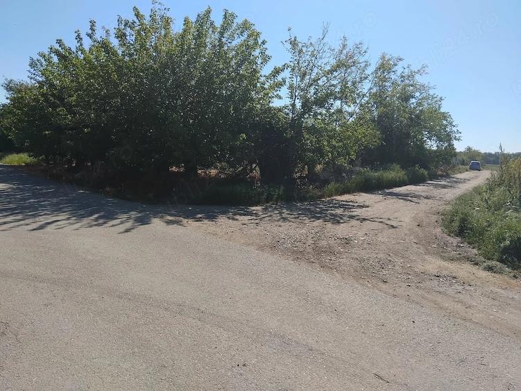 Teren de 928 mp, în Popești