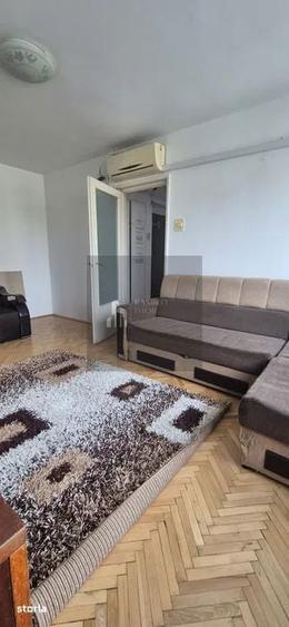 Apartament cu 3 camere semidecomandat, mobilat în Iancului