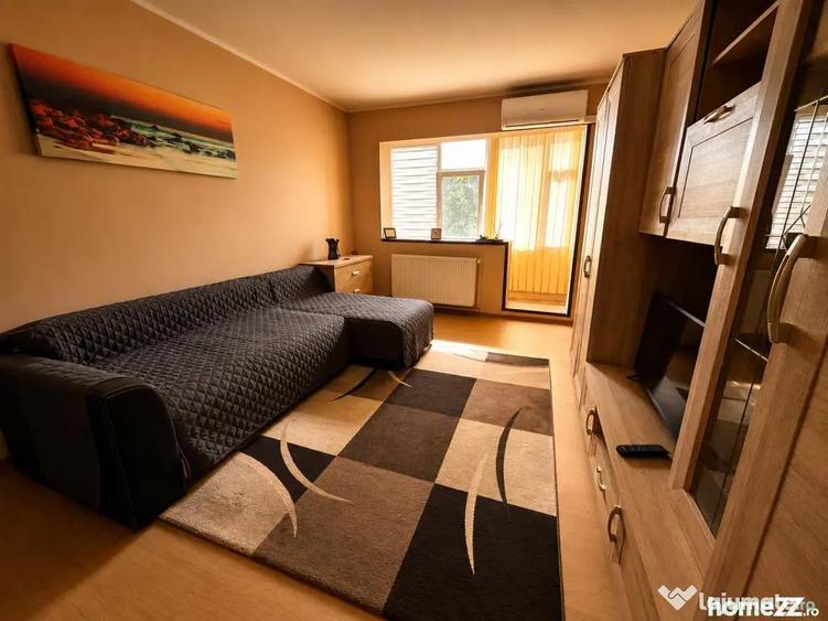 Apartament cu 2 camere decomandat, mobilat în Tomis Nord