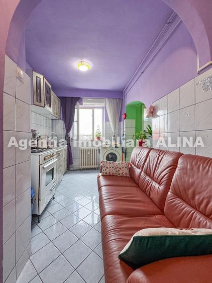 Apartament cu 2 camere decomandat în Gojdu