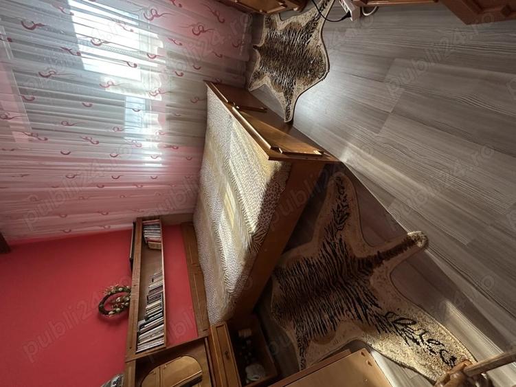 Apartament cu 4 camere decomandat în Central