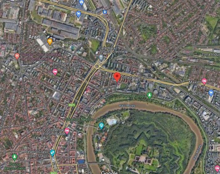 Apartament cu 2 camere decomandat în Central
