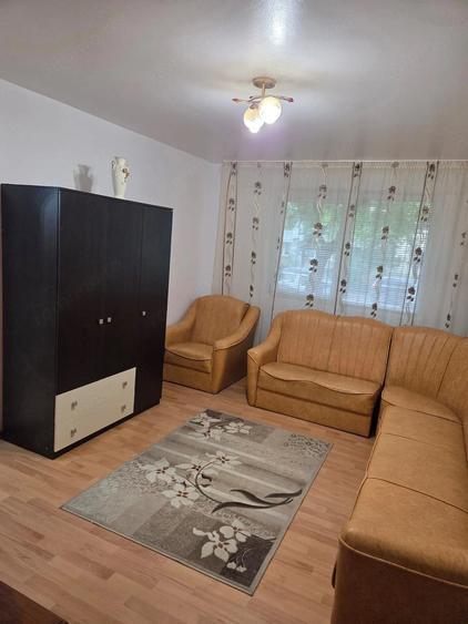 Apartament cu 2 camere semidecomandat în Pantelimon