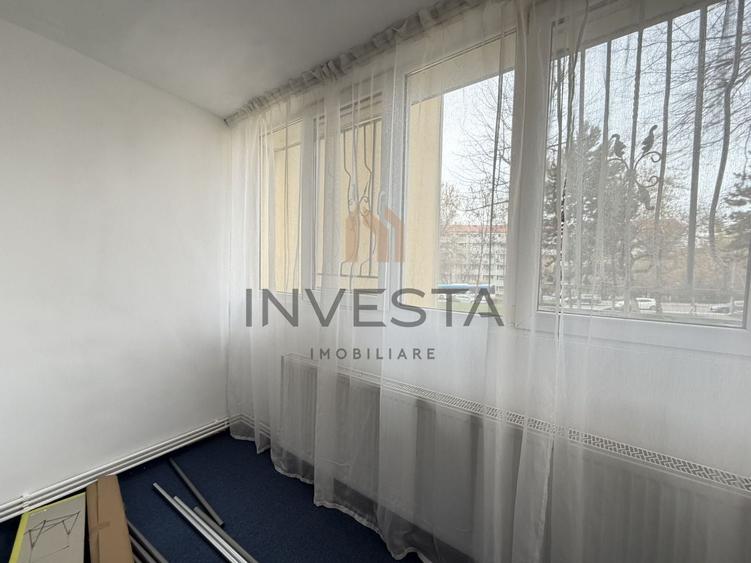 Apartament cu 3 camere decomandat, mobilat în Zorilor