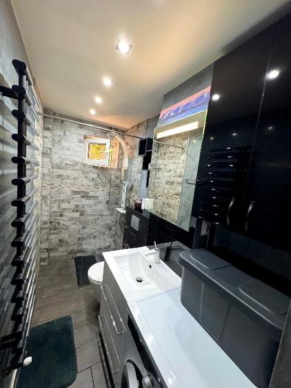Apartament cu 2 camere decomandat în Complex Studențesc