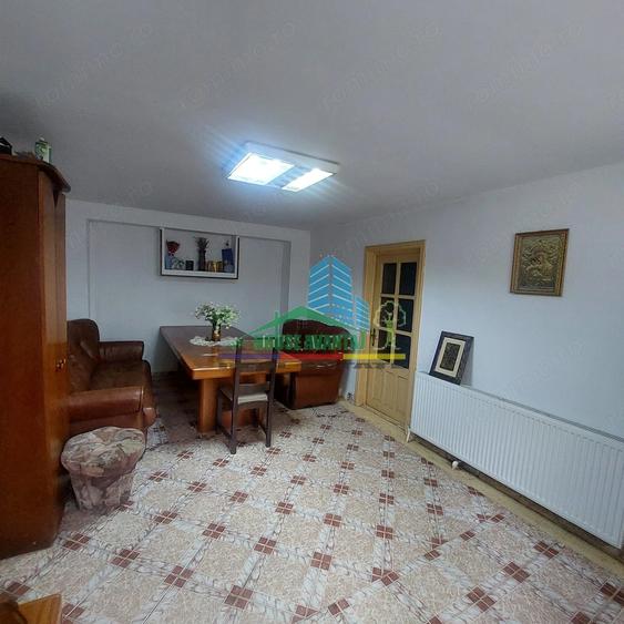 Spațiu comercial, de 800 mp, în Est