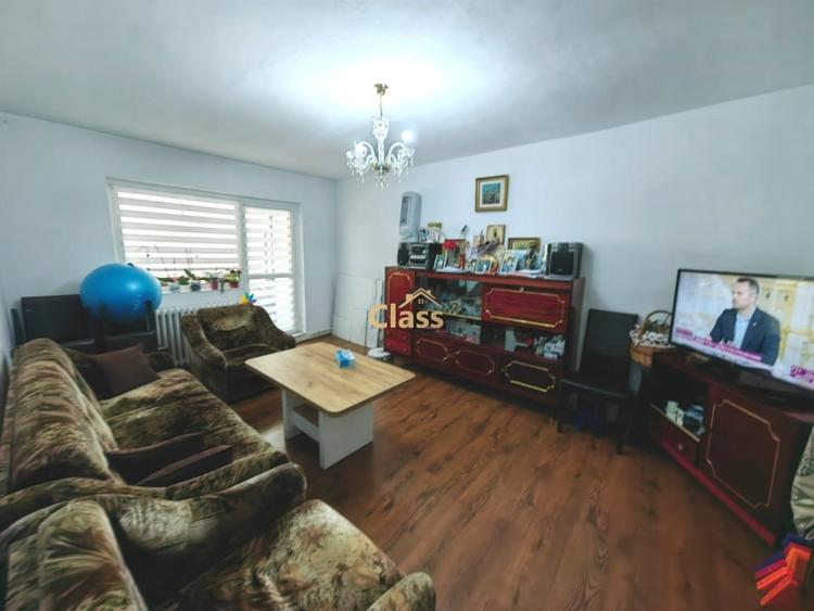 Apartament cu 4 camere decomandat, mobilat în Mărăști