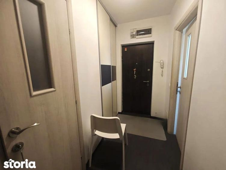 Apartament cu 3 camere decomandat, mobilat în Decebal