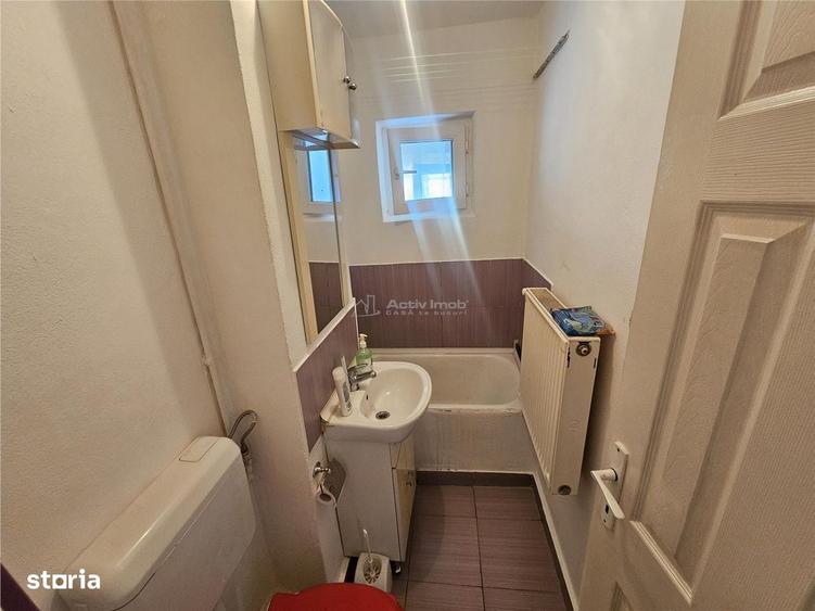 Garsonieră decomandată în Micro IV