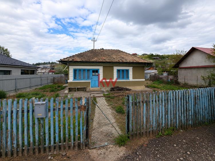 Teren Construcții intravilan de 721 mp, în Bucium