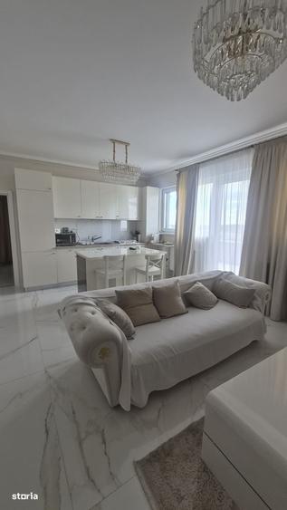 Apartament cu 3 camere în Central — fotografia 3