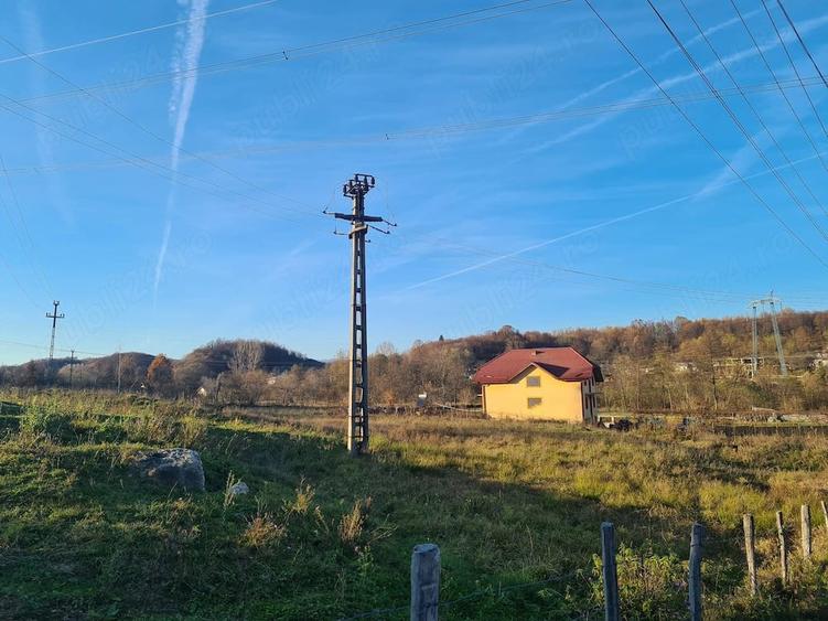Teren de 5200 mp, în Măldărești