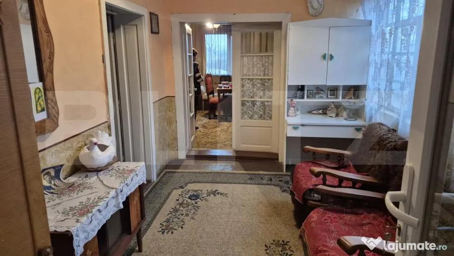 Casă cu 1 camere cu Teren 1306 Mp în Careiului